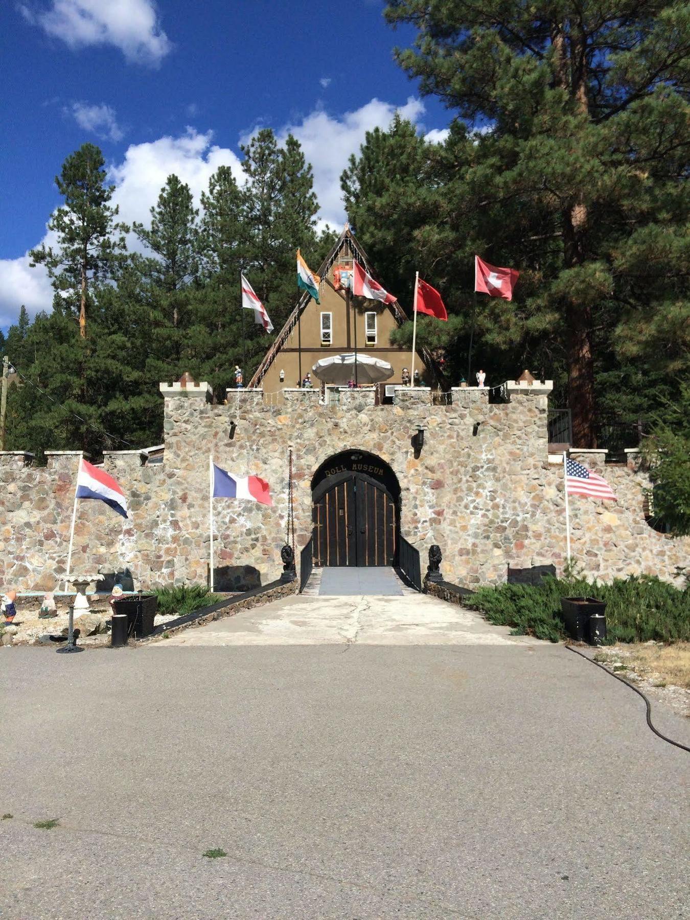 Rainbow Lake Castle Resort Princeton Exterior photo